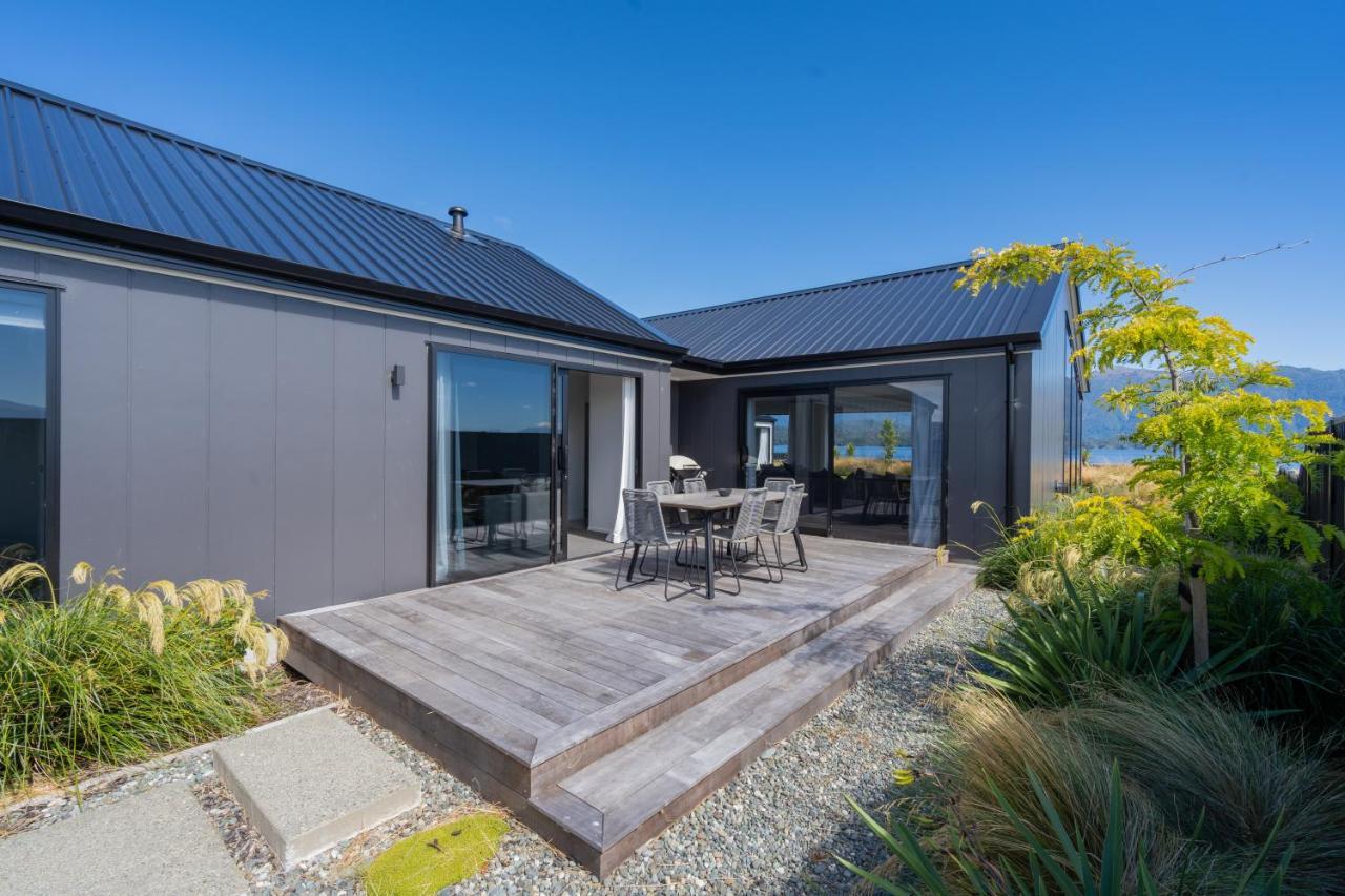 Lake House - Te Anau Holiday Home Exterior photo